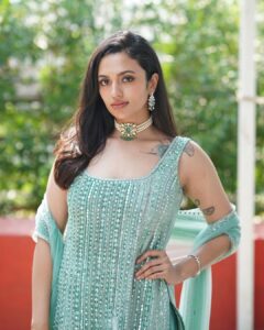 Malvika Nair Instagram - In love with this look✨ Styled by @pooja_reddyy Outfit by @geethikakanumilli Jewellry by @karnikajewelshyd Photographer @_anupphotography