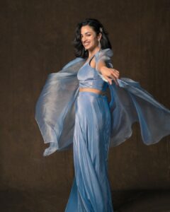 Malvika Nair Instagram - Merise merisee..☁️

Styled by @officialanahita
Outfit @prashantikumarlabel
Photography @_anupphotography

#annimanchisakunamule