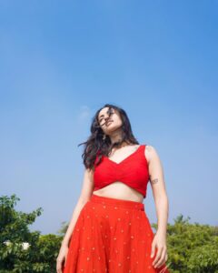 Malvika Nair Instagram - 🌤️ Outfit @archithanarayanamofficial Jewellery @suhanipittie Styled by @mohana_desiraju Shot by @_anupphotography