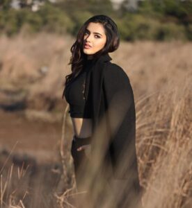Malvika Sharma Instagram - 📸 @faizialiphotography 
Make up @makeup_asfaque 
Hair by @sunny_hairr