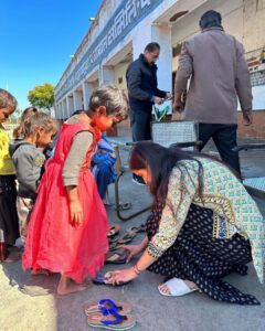 Malvika Sharma Instagram - Visited schools in deogarh @devshreedeogarh 😄

The Dev Shree charitable Trust supports approximately 40 schools (10000-15000) students. 

Support them with clothing, school amenities and their basic necessities. 

This initiative was started by Shatrunjai Singh Chundawat the owner of Dev Shree Deogarh a boutique homestay where I stayed in. 

He started working with the local schools quite a long time ago and slowly and steadily started working towards increasing the number of schools, he and his family supports these schools, provide them with their needs every year and till date he has been working with more than 40 schools. 

To help in supporting the students you can contact them on their Instagram where their contact info is available. @devshreedeogarh