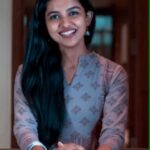 Mamitha Baiju Instagram - 'You are never alone in the journey of pursuing your dreams'. And for all those, who are dreaming of having an education from UK, you can completely trust Matglober Study Abroad. Matglober Study Abroad ensures that you are guided completely till you are enrolled into the University of your choice. Never miss the chance. You are all welcome.💕 Ring us at : 9020883338 #mamithabaiju #matglober #film #actors #vidya_educate #study_abroad