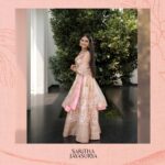 Mamitha Baiju Instagram - 🌸 @sarithajayasurya_designstudio @malabargoldanddiamonds Hair&Makeup: @femy_antony__ Shot: @jith_in_sunny_ Edits:@jobz_official_ Location: @portmuziriskochi