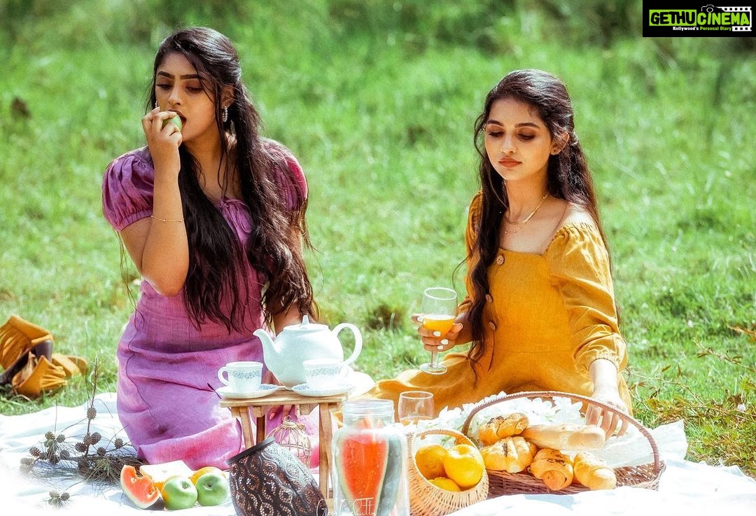 Mamitha Baiju Instagram - Let’s hold together 🌤🌻 In Frame: @mamitha_baiju Photography: @george_kutty_k.l Designing & Styling:@hema_pillai_ Hair & makeup: @anjali__makeup_artist Cinematography: @sixty7frames Camera associates: @pramod_s_sasi @josephfrancis___