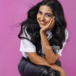Mamitha Baiju Instagram - Vanitha @vanithamagazine 💞 Photography: @basilpaulo.in Styling: @pushpamathew28 Hair and Makeup : @rizwan_themakeupboy Edits and retouch: @asku_busk Shoot assist : @yin_yang_popy Video: Anoop Ashokan