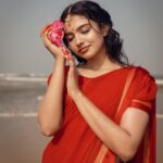 Mamitha Baiju Instagram - 𝐒𝐇𝐘𝐀𝐀𝐌𝐀 . . Concept&📸: @a_isography Costume: @jaankibridalcouture Mua: @ayra_the_transforming_studio Special thanks to @jeenachandran_