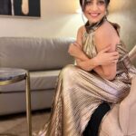 Manasi Parekh Instagram - Bling mode on in #Dubai .. #kutchexpress #premier . . . . Outfit : @labelsimrankatyal Styled by : @styleitwithniki Assisted by : @yeshastyles