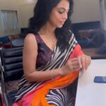 Manasi Parekh Instagram - Always in my element on shoot 🎬 Thanks @krutika00 for capturing it ♥️ #onshoot #singing