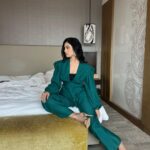 Manasi Parekh Instagram - Everybody wants to be noticed but I want a double take 😋😋 . . . . Outfit and styling : @parisasbysajni HMU : Aditi Grand Hyaat