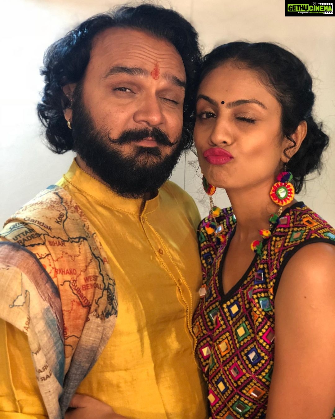 Manasi Parekh Instagram - A very Happy Birthday and a Happy Mahashivratri to my Shiva @parthivgohil9 from his Parvati 💫🧿🪬 Around The World