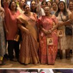 Manasi Parekh Instagram - જેવી ડુંડી એવા ઘઉ, જેવી સાસુ એવી વહુ. ૩૦૦ થી વધારે સાસુ વહુ નું શું કહેવું છે, કચ્છ Express🚂 માટે, Check out this video. #KutchExpress is in cinemas now. 𝐁𝐨𝐨𝐤 𝐘𝐨𝐮𝐫 𝐓𝐢𝐜𝐤𝐞𝐭𝐬 𝐍𝐨𝐰:- Link In Bio. @parthivgohil9 @manasi_parekh @viral2886 @sachinjigar #ratnapathakshah @dsafary #dharmendragohil @virafpp @heena_varde @reeva.rachh @kaushambibhattofficial @mahashwetaburma @margi.desai.92 @bhumikabarot19 @denishaghumra_official @dhawalika @rahul.kumar.mallick @karandirect @raam_mori @soulfulsachin @jigarsaraiya @keerthisagathia @bhoomitrivediofficial @snehadesaiofficial @yashdarji @devbibin @styleitwithniki @amansinghal5055 @behemang @im_mananjoshi @sheelthakore @katalystcreates @artistyogikumar @coconutmotionpictures #InCinemasNow #MovieReview #ManasiParekh #ParthivGohil #RatnaPathakShah #DarsheelSafary #ViralShah #SachinJigar #GujaratiFilm