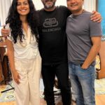 Manasi Parekh Instagram - After the success of #raajaneraani it was super special to sing this romantic duet for @kutchexpress.gujaratifilm with @parthivgohil9 under the direction of the maestro @soulfulsachin! Can’t wait for the full song to be out tomorrow 😍😍 . . . #kutchexpress #sachinjigar #manasiparekh #parthivgohil #raajanerani