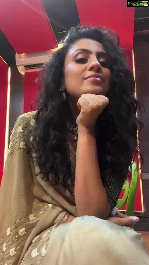 Manasi Parekh Instagram - Went live on insta after so long 😍