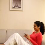 Manasi Parekh Instagram - Don’t miss out on the chance of upgrading your tech! The #DigitalDiscountDays are now live at Reliance Digital up till 9th April @reliance_digital offers a wide range of electronics with amazing offers. Shop from Reliance Digital and get up to 7.5% Instant Discount* on HDFC bank cards + up to Rs. 1000 Discount Coupon* So what are you waiting for? Go visit your nearest store now! *T&C Apply #Ad . . Styled By: @style_by_aniq Jewellery: @zena_by_drashti Outfit: @she_surat