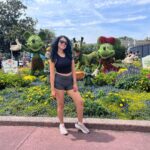 Manasi Parekh Instagram - Good morning!!! EPCOT