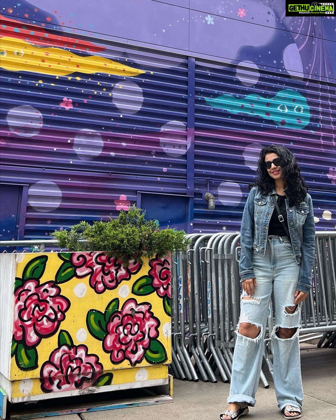 Manasi Parekh Instagram - Amruta and Rushabh’s wedding in Brooklyn has been the perfect new age yet traditional wedding I have ever witnessed. So much love and joy all around ♥️♥️♥️Snapshots from the last couple of days in New York New York, New York