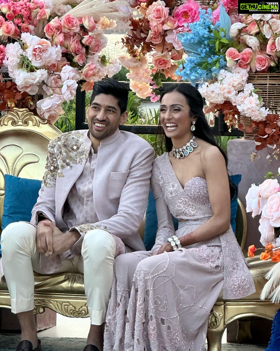 Manasi Parekh Instagram - Amruta and Rushabh’s wedding in Brooklyn has been the perfect new age yet traditional wedding I have ever witnessed. So much love and joy all around ♥️♥️♥️Snapshots from the last couple of days in New York New York, New York