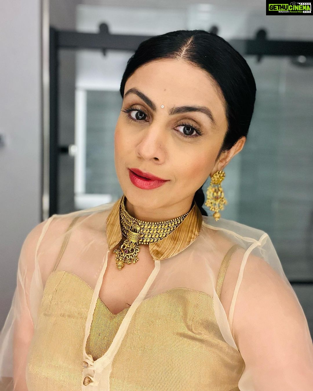 Manasi Parekh Instagram - Amruta and Rushabh’s wedding in Brooklyn has been the perfect new age yet traditional wedding I have ever witnessed. So much love and joy all around ♥️♥️♥️Snapshots from the last couple of days in New York New York, New York