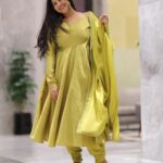 Mangli Instagram - Leaving a little sparkle! Out fit : @sthriofficial #mangli #manglisinger #indiangirls #traditionalwear #fashionista