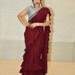 Mangli Instagram - Glam up your look..!!! Oufit : @sashivangapallicouture Jewelary: @aira_glam_studio #mangli #manglisinger #saree #traditionalwear