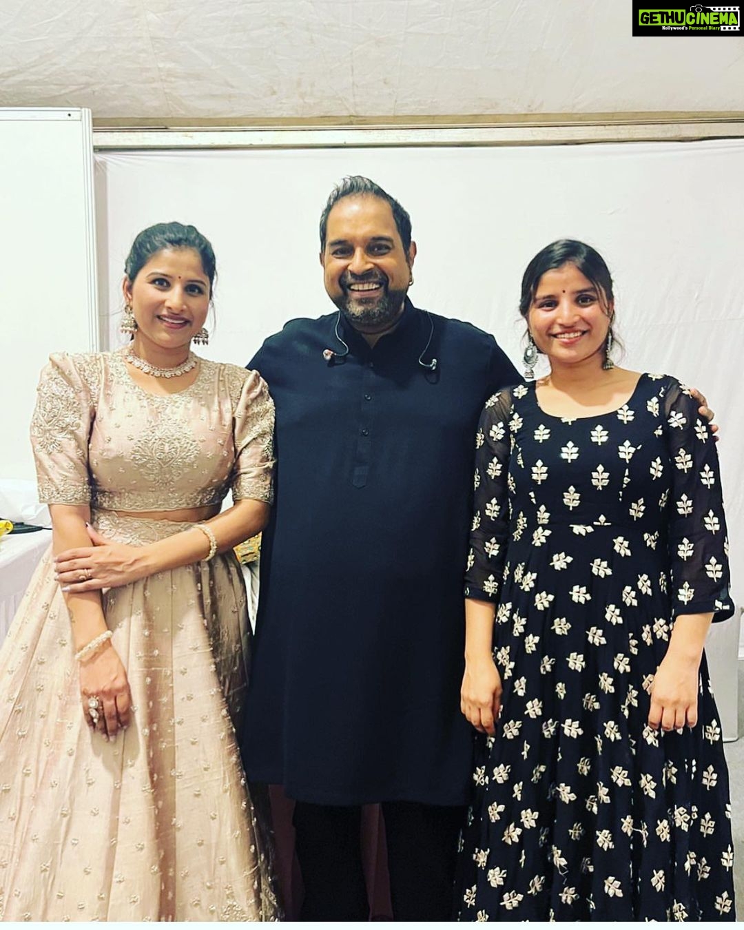 Mangli Instagram - with the soul of a music generation ❤️ @shankar.mahadevan sir🙏🏻