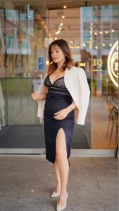 Manjari Fadnnis Instagram - Feeling Good ❤️ 
Wearing : @shafaque_official 
For the London Screening of my film Chalti Rahe Zindagi at UK Asian Film Festival 

Styled by : @aesana0710 
Talent Manager: @babubhaithiba
PR Managers: @bollywoodpirates
Photographers : @lapidosframes.uk @capturekid @_tharuns_photography_

#fashion #trendingreels #reelitfeelit #feelitreelit #highfashion #actress #indianactress #manjarifadnis #fashionblogger #fashionstyle #style