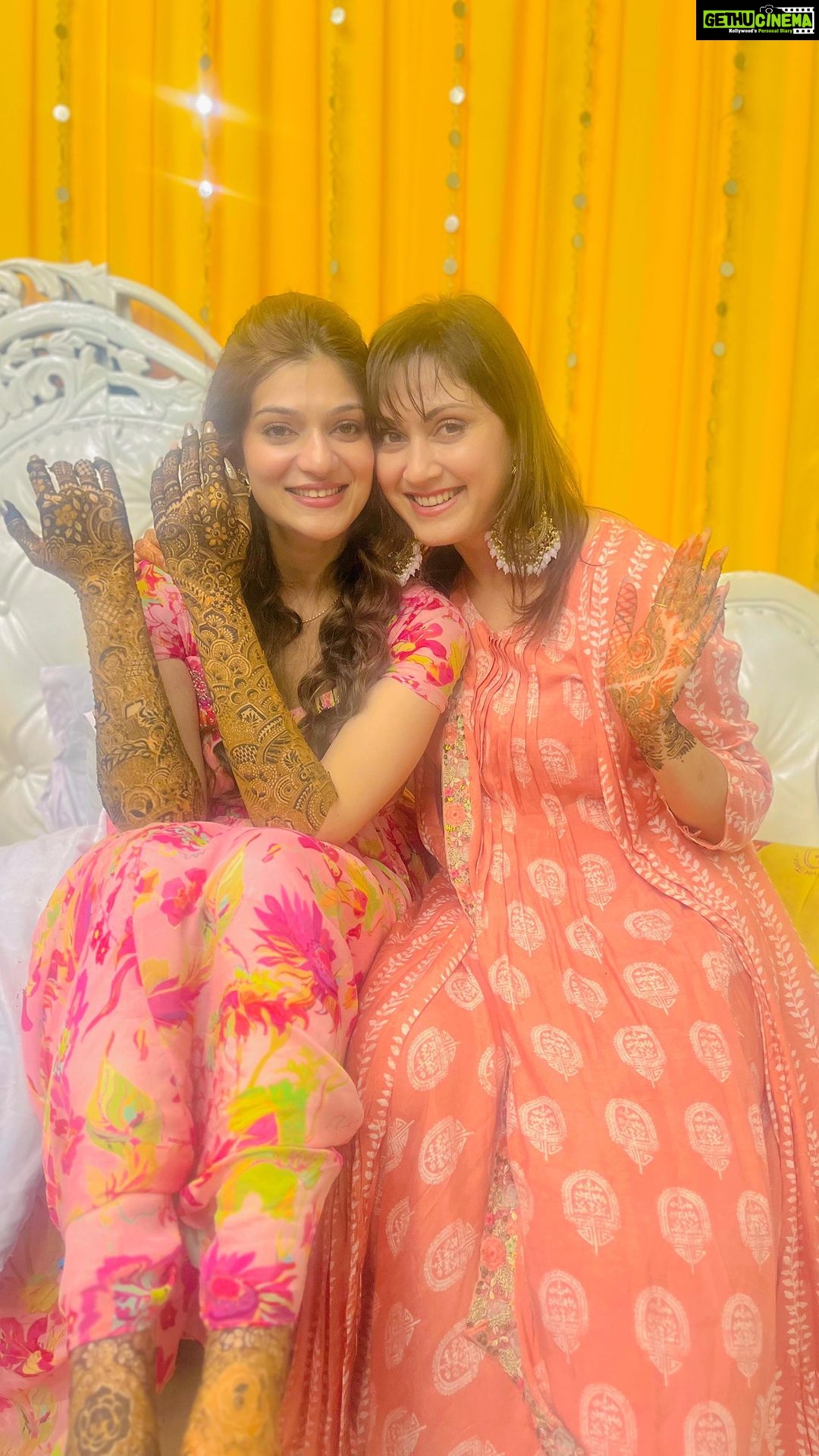 Manjari Fadnnis Instagram - How much I love this girl 😍🥰🥹 I’ve seen her journey & she deserve the best in the world because she is all heart… & she made such a Breathtaking Bride… I just had to force myself to not just keep looking at her😍😍😍to the extent of being creepy 🤣🤣🤣 Last few days being a part of & celebrating this most special day in her life was so soulful & such mad fun all at the same time… Love you my Crispy wish u the happiest most blissful married life ❤️❤️❤️ Mickhaill, I’m so happy u found each other!!! Now u better take care of this Gem ❤️🤗 btw She’s a handful!!!🤣 All the best!!! 😋