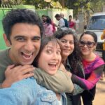 Manjari Fadnnis Instagram - & it’s a Wrap!!! Last day of shoot on Pune Highway…. Sooo love this team!!! ❤️❤️❤️❤️ Blessed 😇