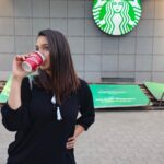 Mansi Srivastava Instagram – Haters will say i did it purposely 🥤

Well
Just teasing my old love @starbucksindia 💙
Hello @timhortonsindia 😅
