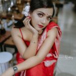 Mareena Michael Kurisingal Instagram – The saree❤️
saree @meadow_by_priyanka 
mua @nashash_makeover 
photography  @anarkali_wedding_photography
