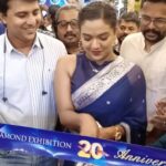 Mareena Michael Kurisingal Instagram - @chemmanur_jewellers_official tnk u for making my day happy nd beautfl 🥰🥰 wearing @meadow_by_priyanka