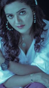 Mareena Michael Kurisingal Instagram - @mareenamichaelkurisingal 
Makup - @nashash_makeover 
Photography- @jithuanarkali