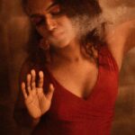 Mareena Michael Kurisingal Instagram - N O V A . . . In frame : @mareenamichaelkurisingal 📷 : @sachinmohandasphotography Location: @parakkatnatureresortmunnar . #mareena #mareenamichaelkurisingal #sachinmohandasphotography #portrait #red #ig #igers #igportrait #pool #canonphotography #canon #nova #art #artist #artistsoninstagram #model #modeling #modelshoot #munnar #parakkatnatureresorts Parakkat Nature Resorts
