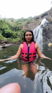 Mareena Michael Kurisingal Instagram - 🤭😆😆 #goadiaries #instadaily #instamood #instareels