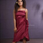 Mareena Michael Kurisingal Instagram - In Frame : @mareenamichaelkurisingal Photography : @director_aniesh_upaasana @aniesh_upaasana_studio In association with @redfmmalayalam Makeup : @vijilsmakeover Styling : @leirakuncysiby Jewellery : @ladies_planet_rental_jewellery @saltstudio . #swayamvarasilks #malayalamactress #sareelovers #sareelove #photoshoot #celebrity #sareestyle #sareeactress #sareedraping #gown #christianwedding #mareena #mareenamichaelkurisingal #mareenamichael #saree #hinduwedding #weddingsaree #frock #frocks #frocksforwomen