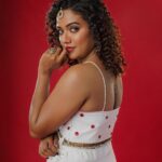 Mareena Michael Kurisingal Instagram - styling and make up @ashif_marakkar photography @iamsreejithsnair costume @megam_designs jewellery @anokhi_priyakishore studio @maxxocreative special tnx @huwais.majeed