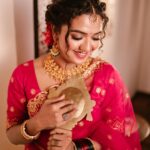 Mareena Michael Kurisingal Instagram - ❤️make up and styling @ashif_marakkar photography @_psychofotographer_ costume @kanakadara_ jewellery @anokhi_priyakishore location @voye_homes #bidereels #trending #actress #mallu #malayalam #telugu #telugucinema #teluguactress