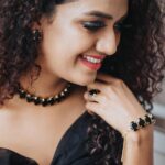 Mareena Michael Kurisingal Instagram - choker and stud @inikacollections photography @sachinmohandasphotography