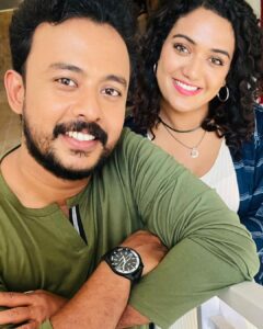 Mareena Michael Kurisingal Instagram - It was so much fun working with you @mareenamichaelkurisingal 
Thanks for the support u gave me ❤️ 
#newmovie #shootingmode #shoot #happiness #malayalamcinema #cinema #arun #marinamichaelkurisingal #actorarun