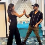 Maryam Zakaria Instagram - This song and the steps 🔥🔥🔥 . . #dancereels #pyarhotakayibaarhai #bollywoodsongs
