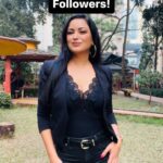 Maryam Zakaria Instagram - Thanks to you guys I just hit 1 Million Followers😁 I am so blessed to have you all following and supporting me. Thank you so much this means a lot to me❤️ I promise to create more fun content and entertaining you guys as long as I can. My advice to you all is to believe in yourself, keep going and never give up. Lots of love and blessings to my insta family ❤️❤️❤️🙏 . . #1millionfollowers #instagram #reelitfeelit #maryamzakaria #explore #funnyvideos