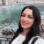Maryam Zakaria Instagram - Ending 2022 with the best view 😍🌊 . . #bestview #2022 #reelitfeelit #turkey #alanya #explore