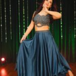 Maryam Zakaria Instagram - This outfit 😍✨ . . #ethnicwear #indianoutfit #trendingreels #reelitfeelit