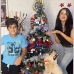 Maryam Zakaria Instagram - It’s Time to decorate our Christmas Tree 🎄 🤶🎅❄️❤️ . . #christmastree #christmasdecor #reelswithmz #goldenretriever #maryamzakaria #motherandson #transitionreels #transition #christmas