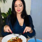 Maryam Zakaria Instagram - Good Food = Good Mood 😍 . . #mumbaifoodie #explore #foodie