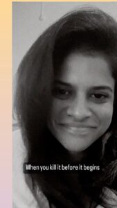 Maya Sundarakrishnan Instagram - Normal people flirting : hey you are so beautiful , so cute. We should go out. 
Me : so . Do you like erode Amman mess. 

All Single Singam’s comment why are you single. 
Also #thalapathy for life 💪🏽❤️
#reelstamil #mayaskrishnan #vikram #singleforareason