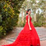 Meenakshi Anoop Instagram – The red edition ❤

Stylist and designer : @doms.2010 
Costume: @annmaria_boutique
 Hair: @rathybaiju_mua
jewellery: @anokhi_priyakishore
Photography: @soorajframes