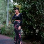 Meenakshi Anoop Instagram - Glossy🐝 Stylist and designer : @doms.2010 Costume: @western_lady_ Hair: @rathybaiju_mua jewellery: @anokhi_priyakishore Photography:@imagiophotography_official