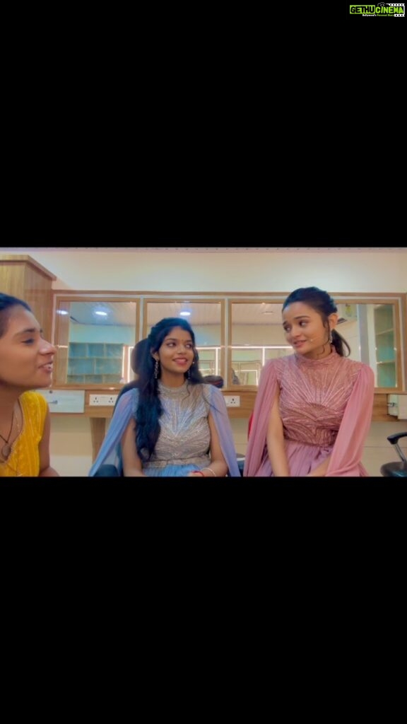 Meenakshi Anoop Instagram - Pov : you accomplish the impossible mission of getting Meenu to sing with you😌🔥ft. @vaishnavy_official_