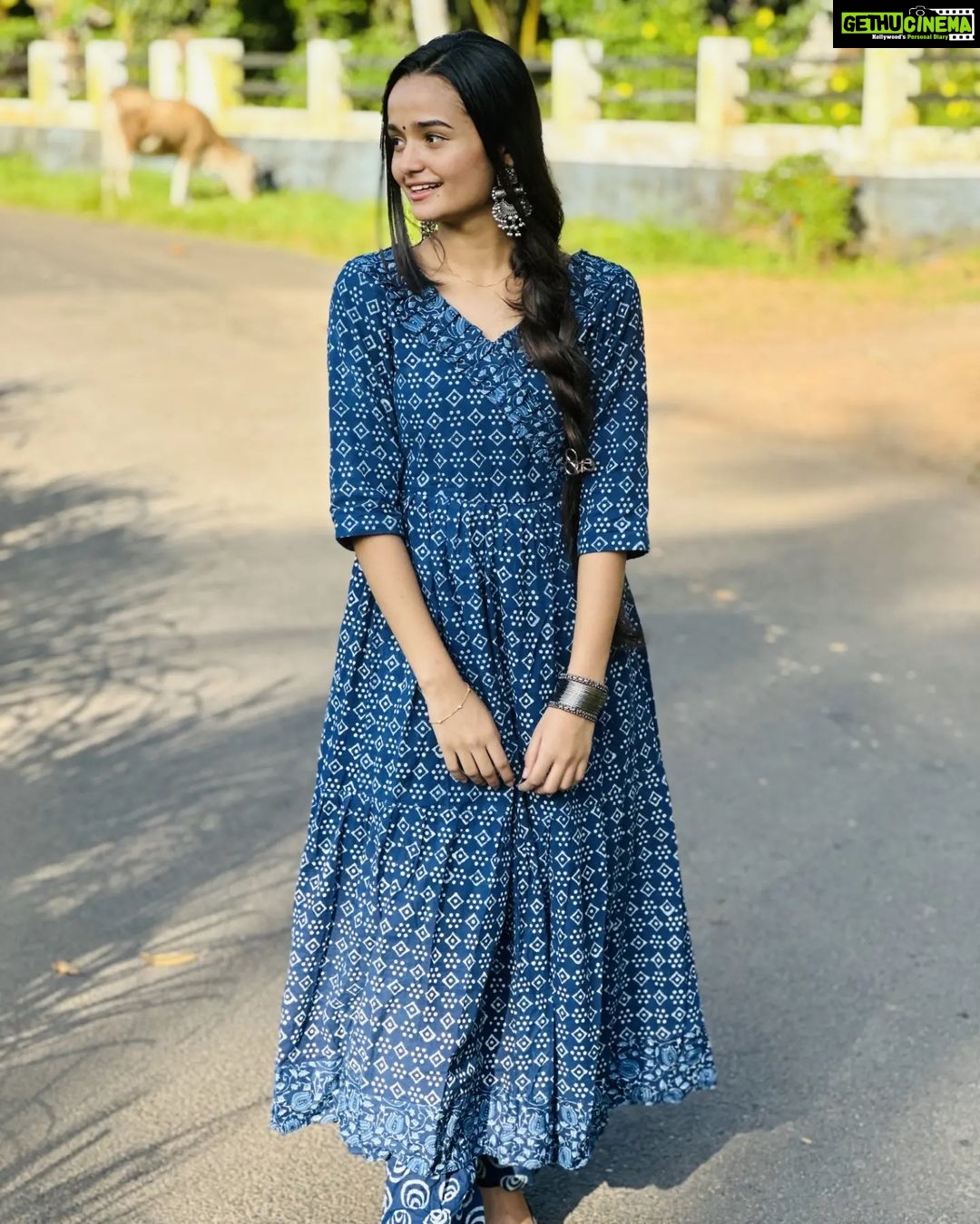 Meenakshi Anoop Instagram - Call it what you want 🐒 👗@amala_designer_couture Paduva